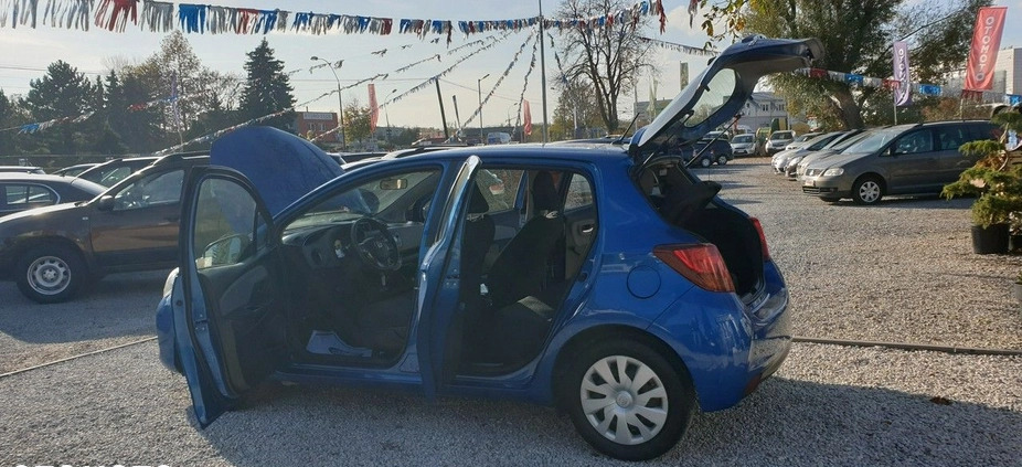 Toyota Yaris cena 32900 przebieg: 213000, rok produkcji 2015 z Tyszowce małe 436